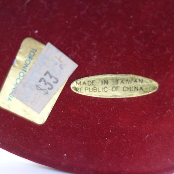 Baseball Pitcher Statue - Made in Taiwan Republic of China - Picture 16 of 16